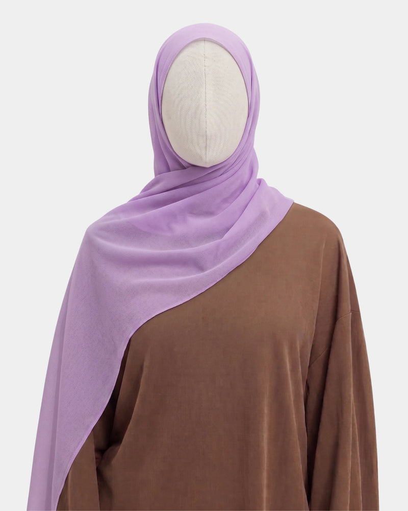 Hijab mousseline aimants intégrés lilas Rawdaya, bonnet tube cousu, fini sans épingle, tissu léger et respirant