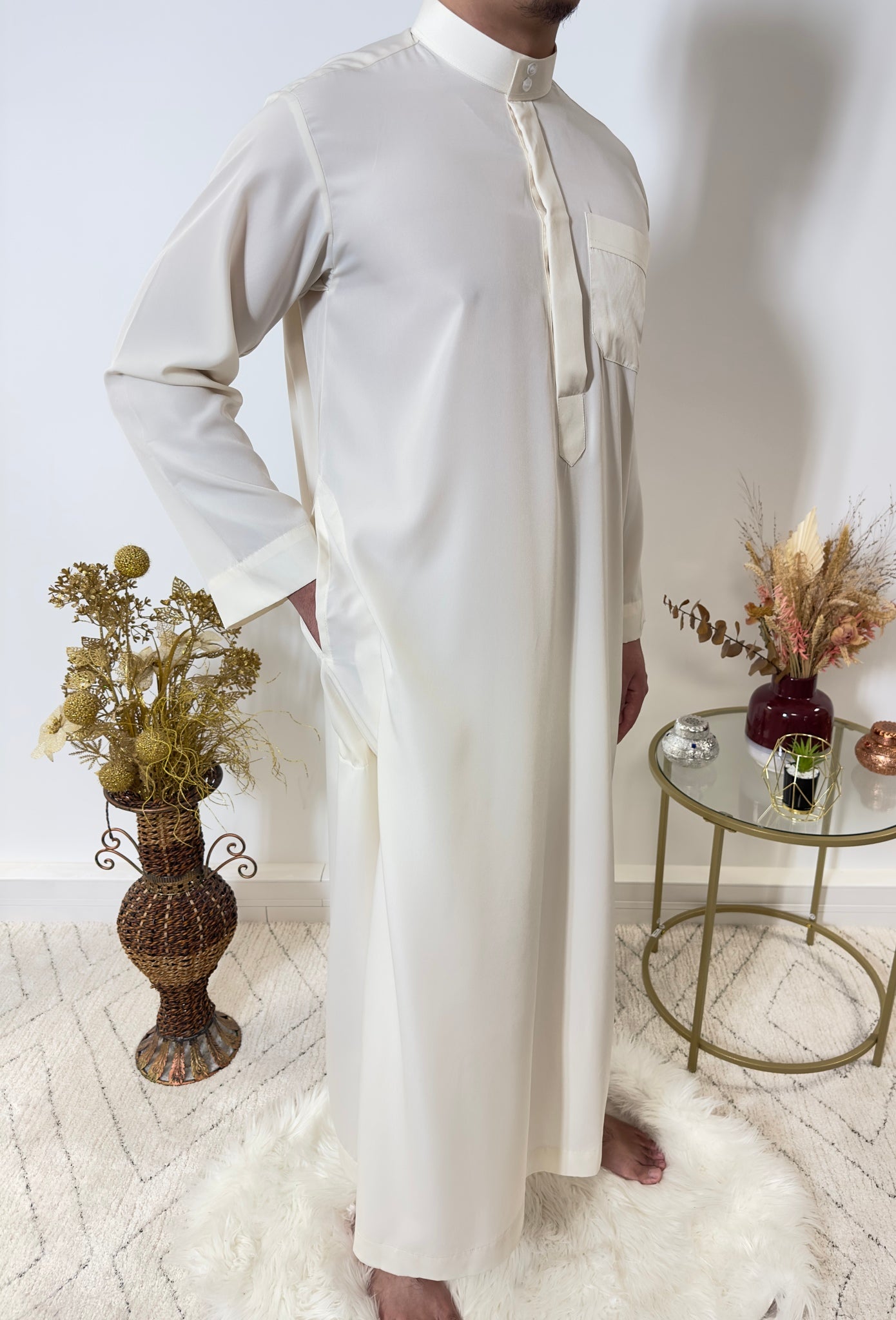 qamis beige saoudien