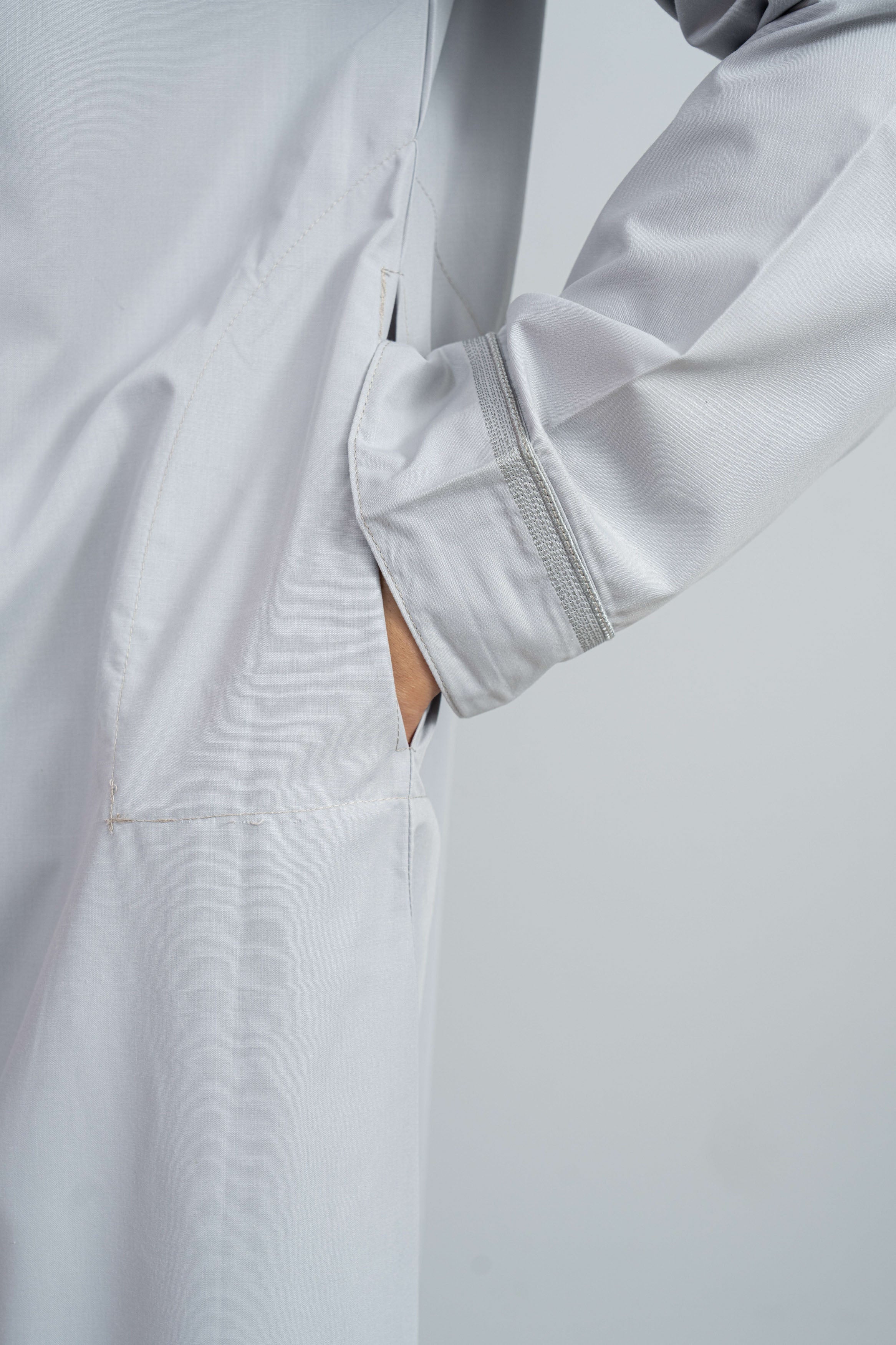 Malaysian qamis with gray collar