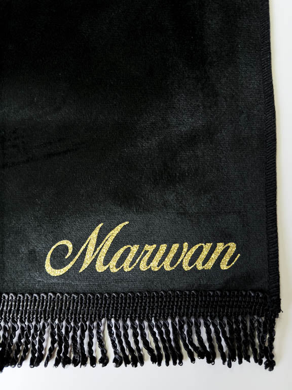 Schwarzer Gebetsteppich aus Samt