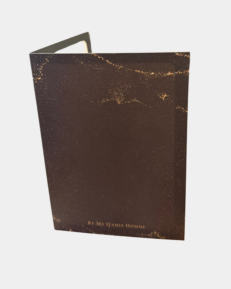 Dos de la carte de vœux noire étoilée à paillettes dorées, signée By My Qamis Homme