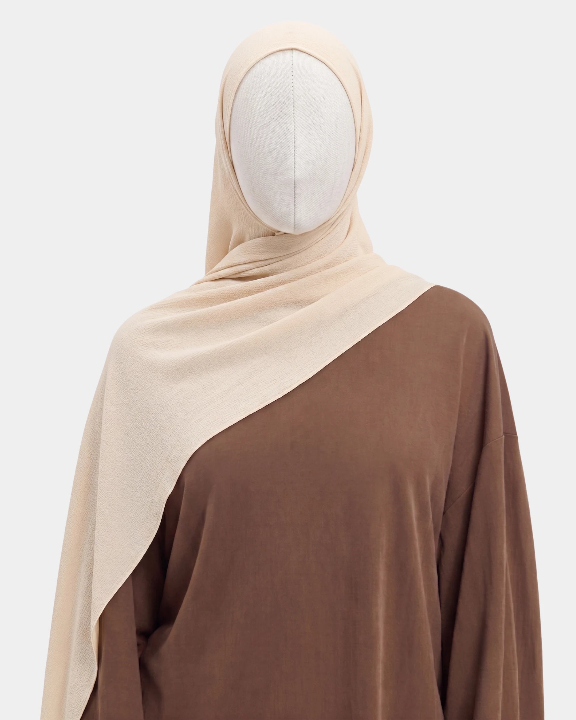 Hijab mousseline aimants intégrés beige Rawdaya, bonnet tube cousu, fini sans épingle, tissu léger et respirant