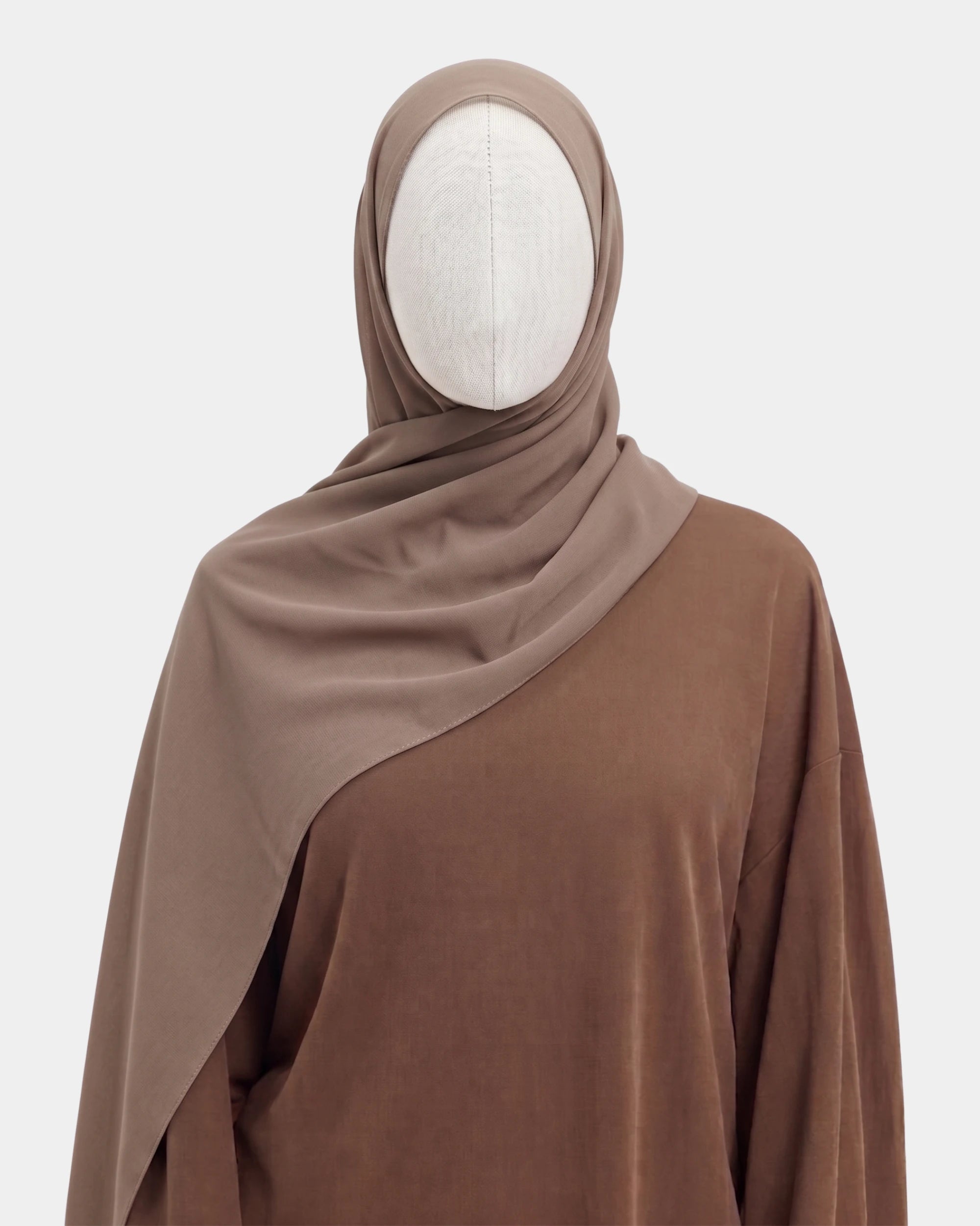 Hijab mousseline aimants intégrés taupe clair Rawdaya, bonnet tube cousu, fini sans épingle, tissu léger et respirant