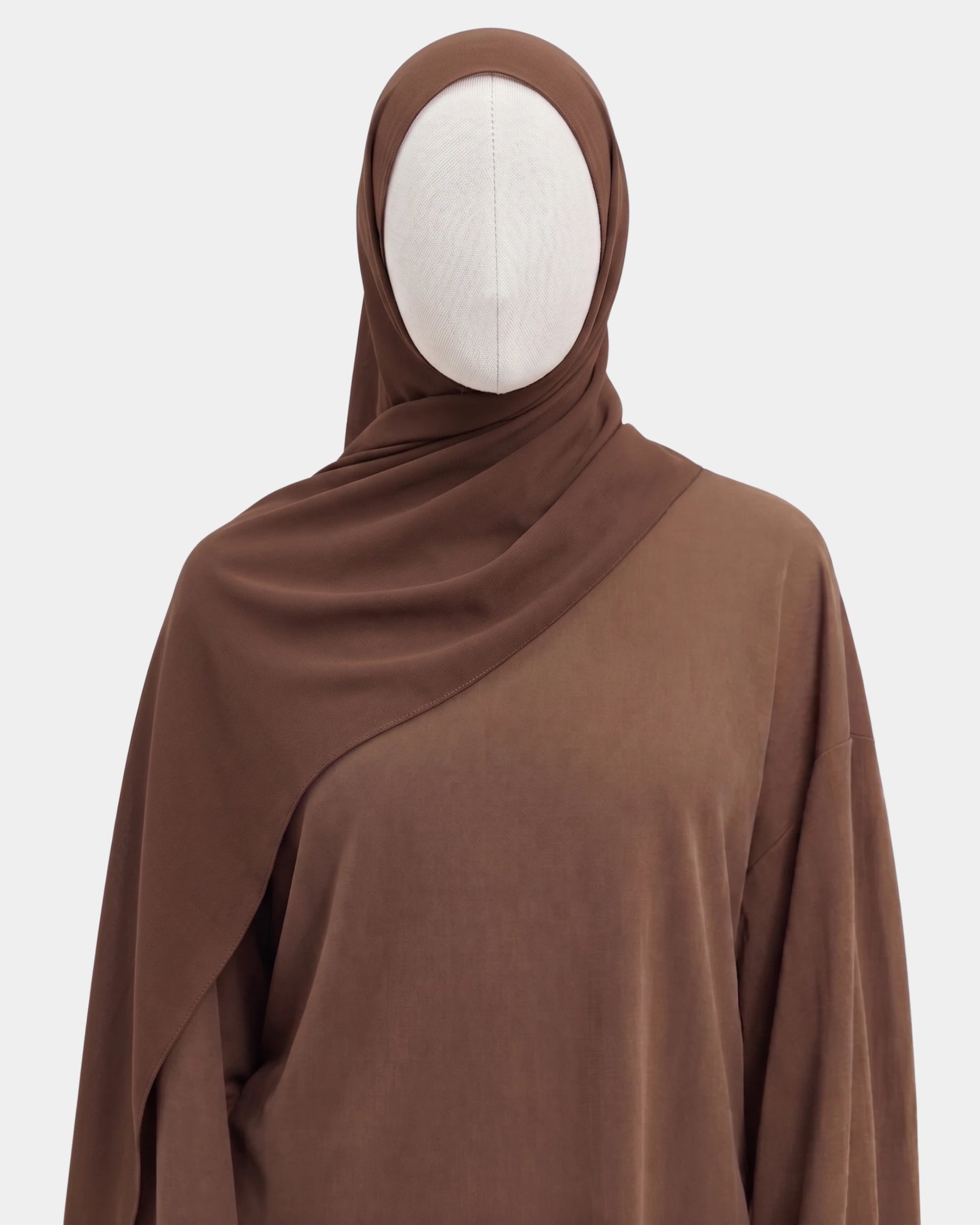 Hijab mousseline aimants intégrés taupe Rawdaya, bonnet tube cousu, fini sans épingle, tissu léger et respirant