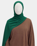 Hijab mousseline aimants intégrés vert forêt Rawdaya, bonnet tube cousu, fini sans épingle, tissu léger et respirant