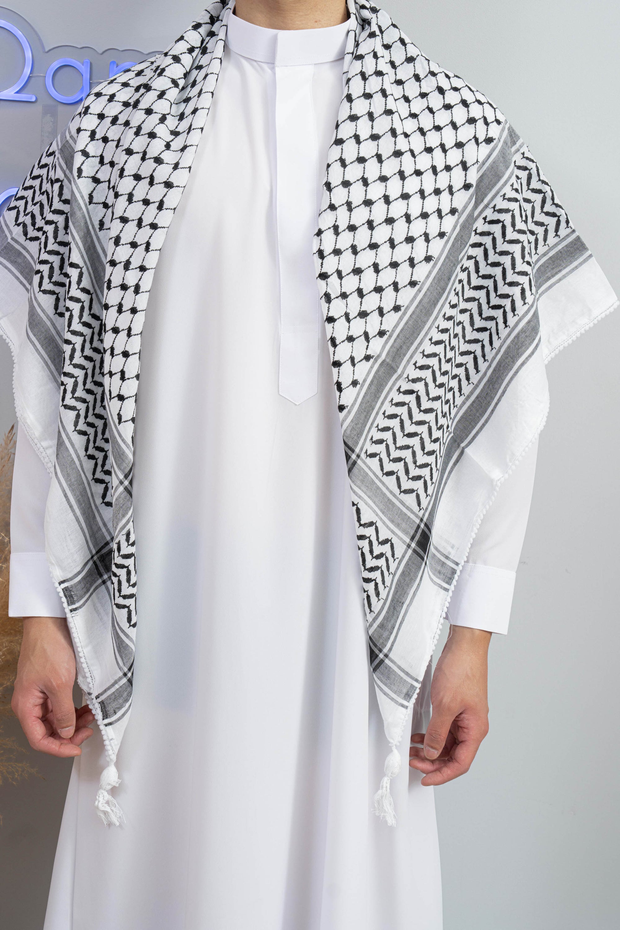 Keffieh Palestinien avec pompom