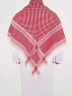 keffieh saoudien rouge à carreau avec pompom