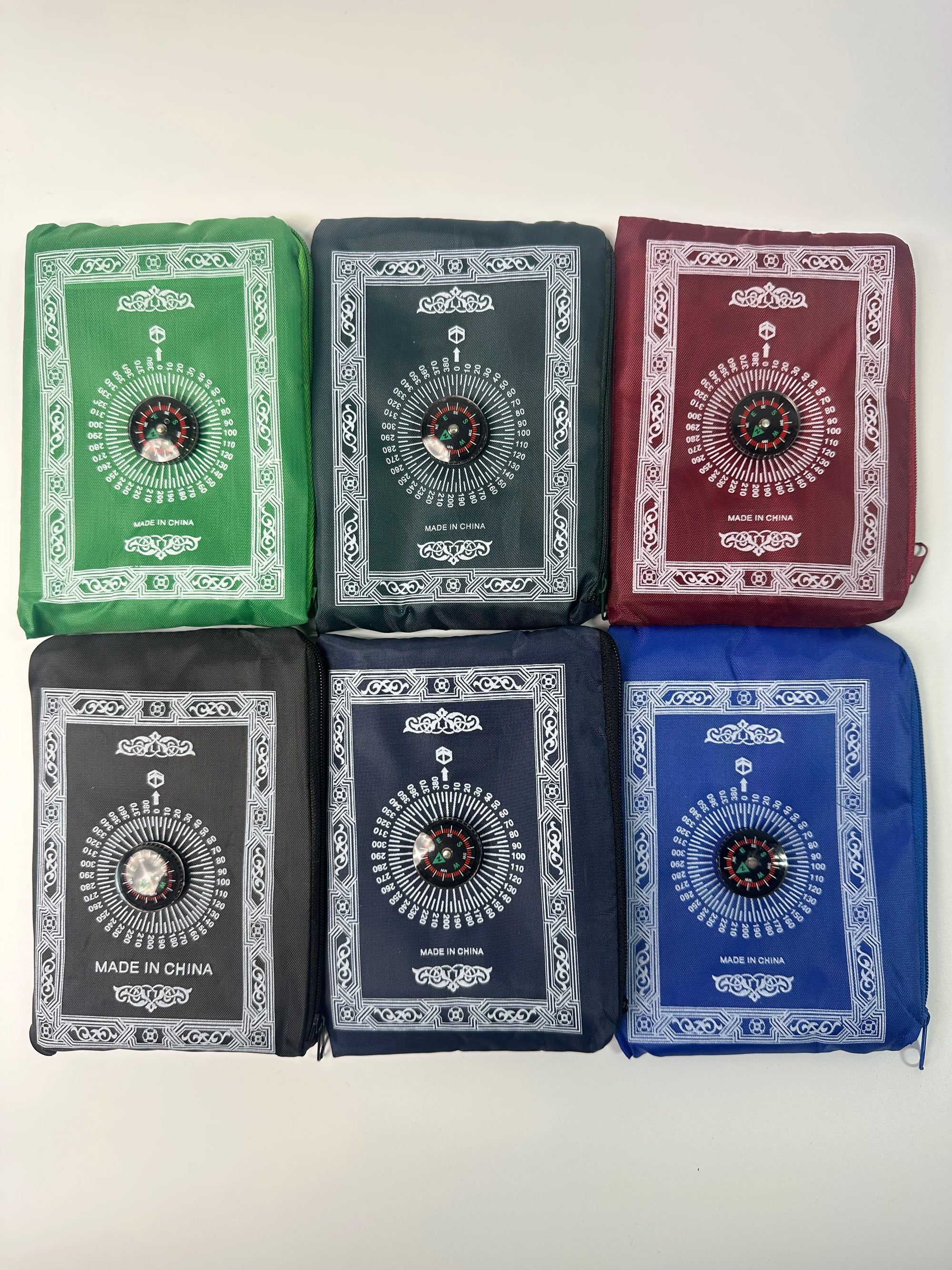 Tapis de prière de poche avec boussole