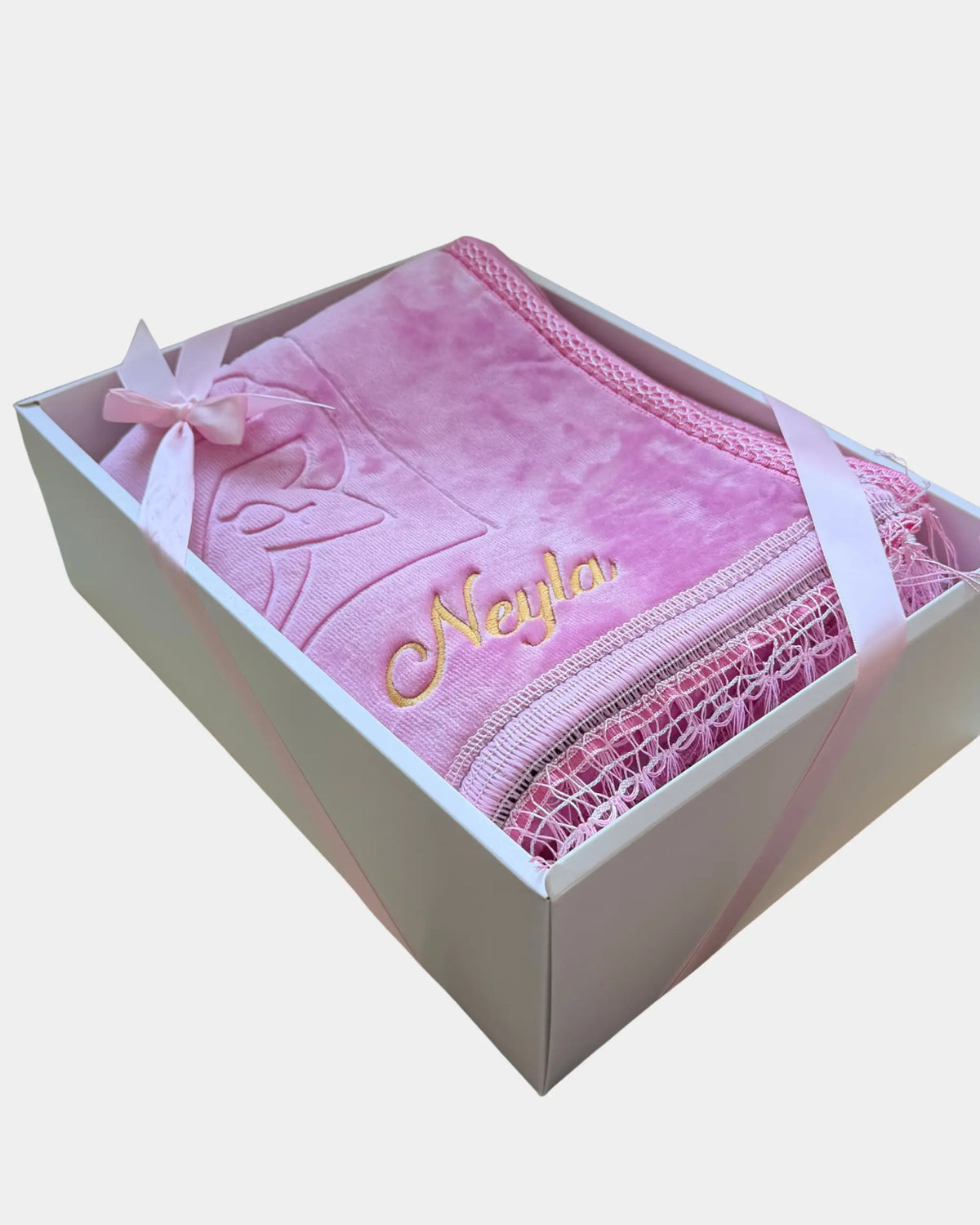 Tapis de prière personnalisé rose, broderie prénom, épais et antidérapant, présenté dans un coffret cadeau avec ruban