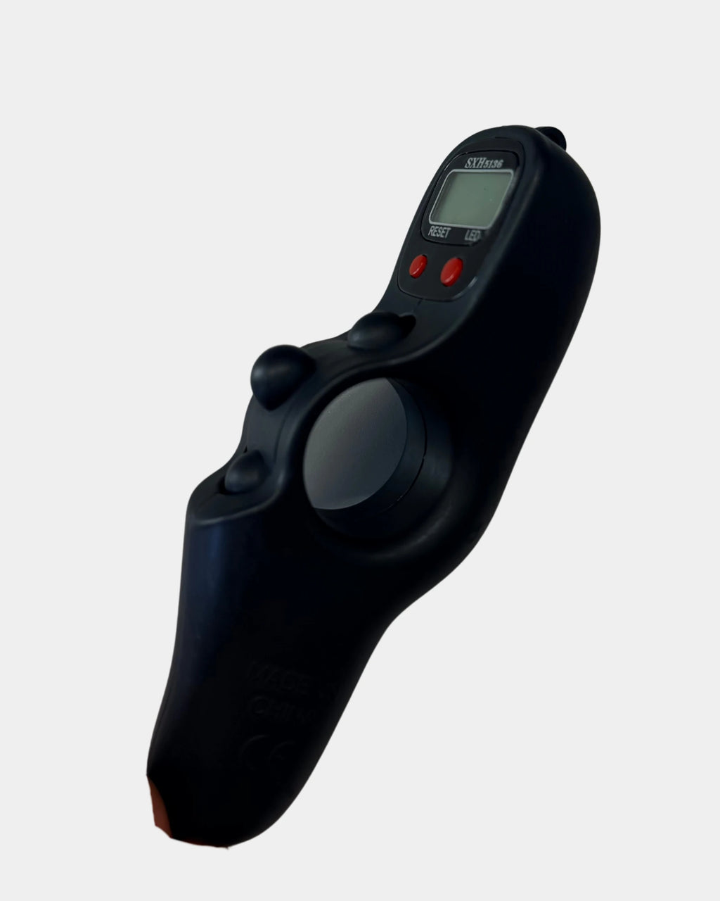 Tasbih électronique noir, gros plan sur l'écran digital et les boutons