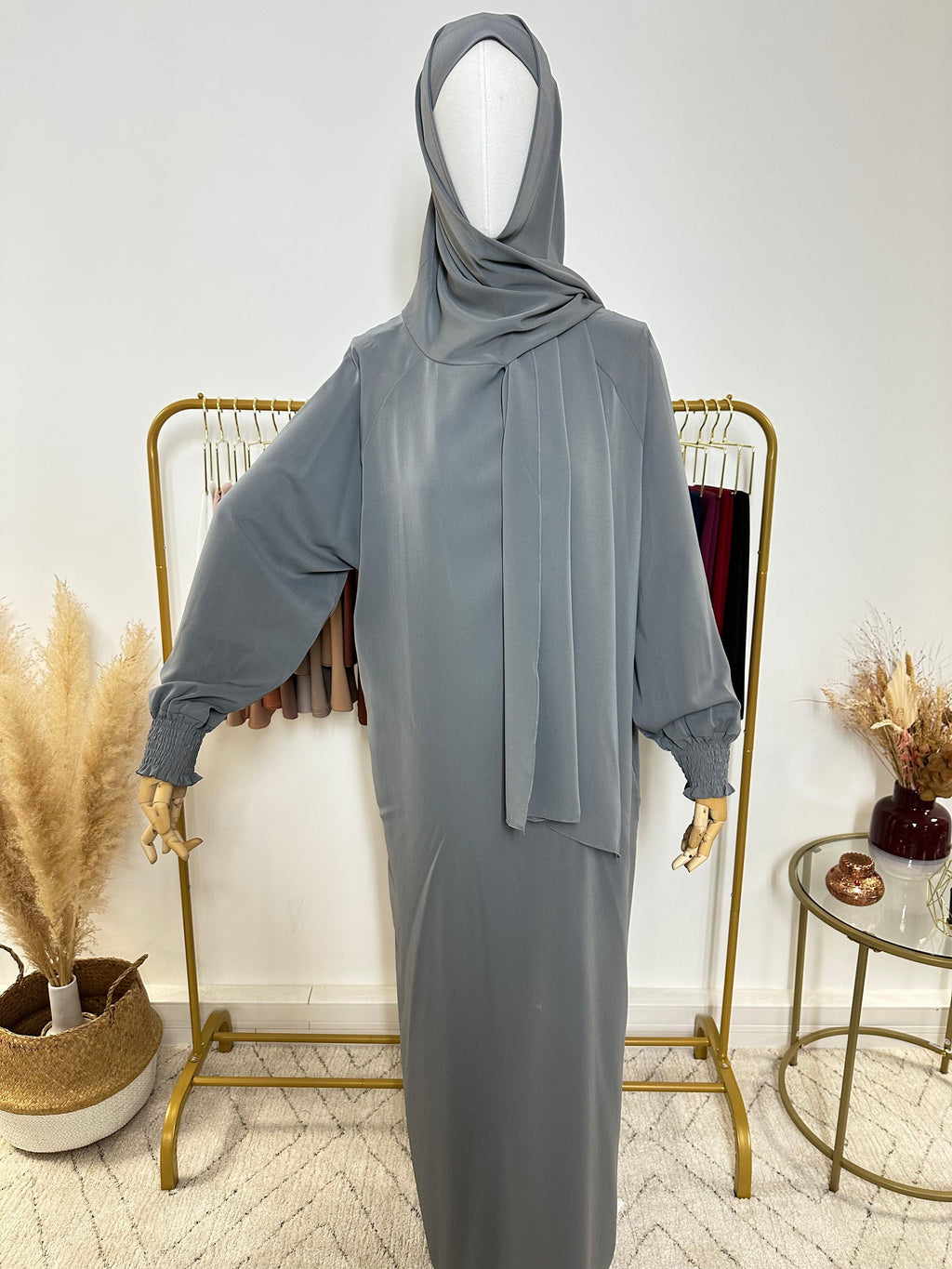 Abaya avec hijab intégré en Soie de Médine - Gris - My Qamis Homme