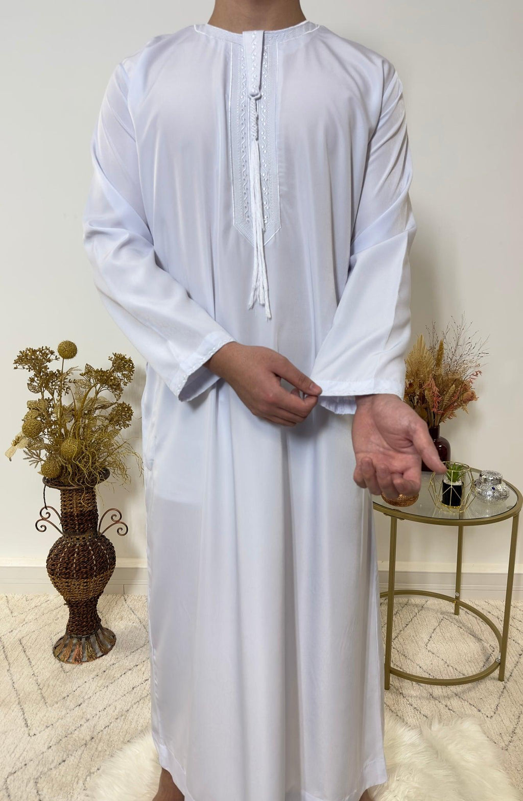 Qamis Emirati avec cravate - Blanc Bleutée - My Qamis Homme
