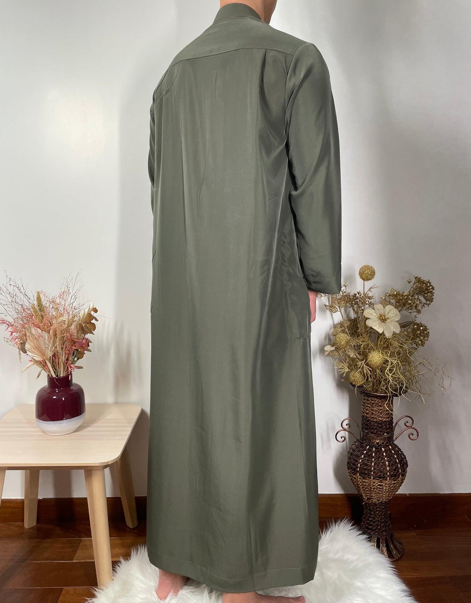 Qamis Saoudien avec Col Mao - Kaki - My Qamis Homme